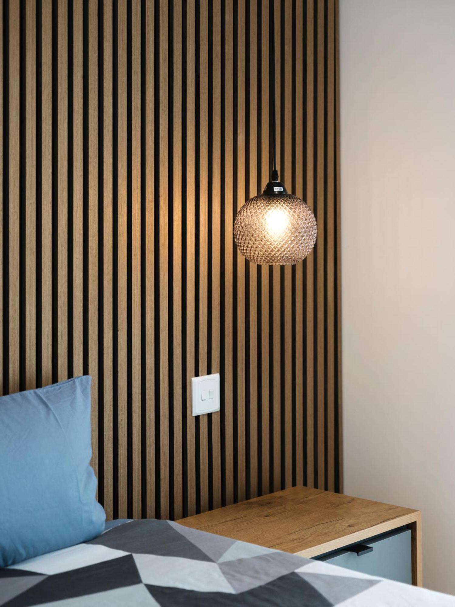 Apartment Modern 2bd With Spacious Layout & 2 Balconies - San Gwann