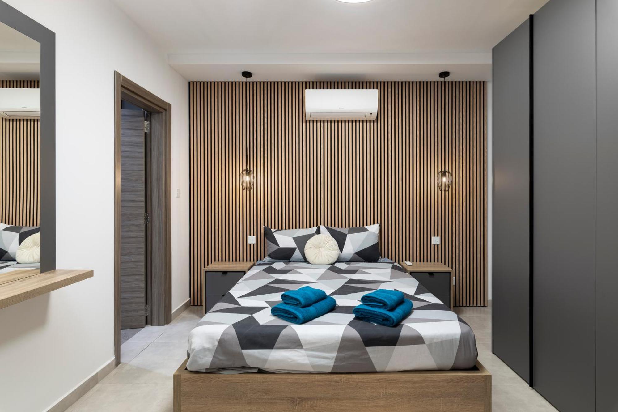 Modern 2bd With Spacious Layout & 2 Balconies - Apartman *