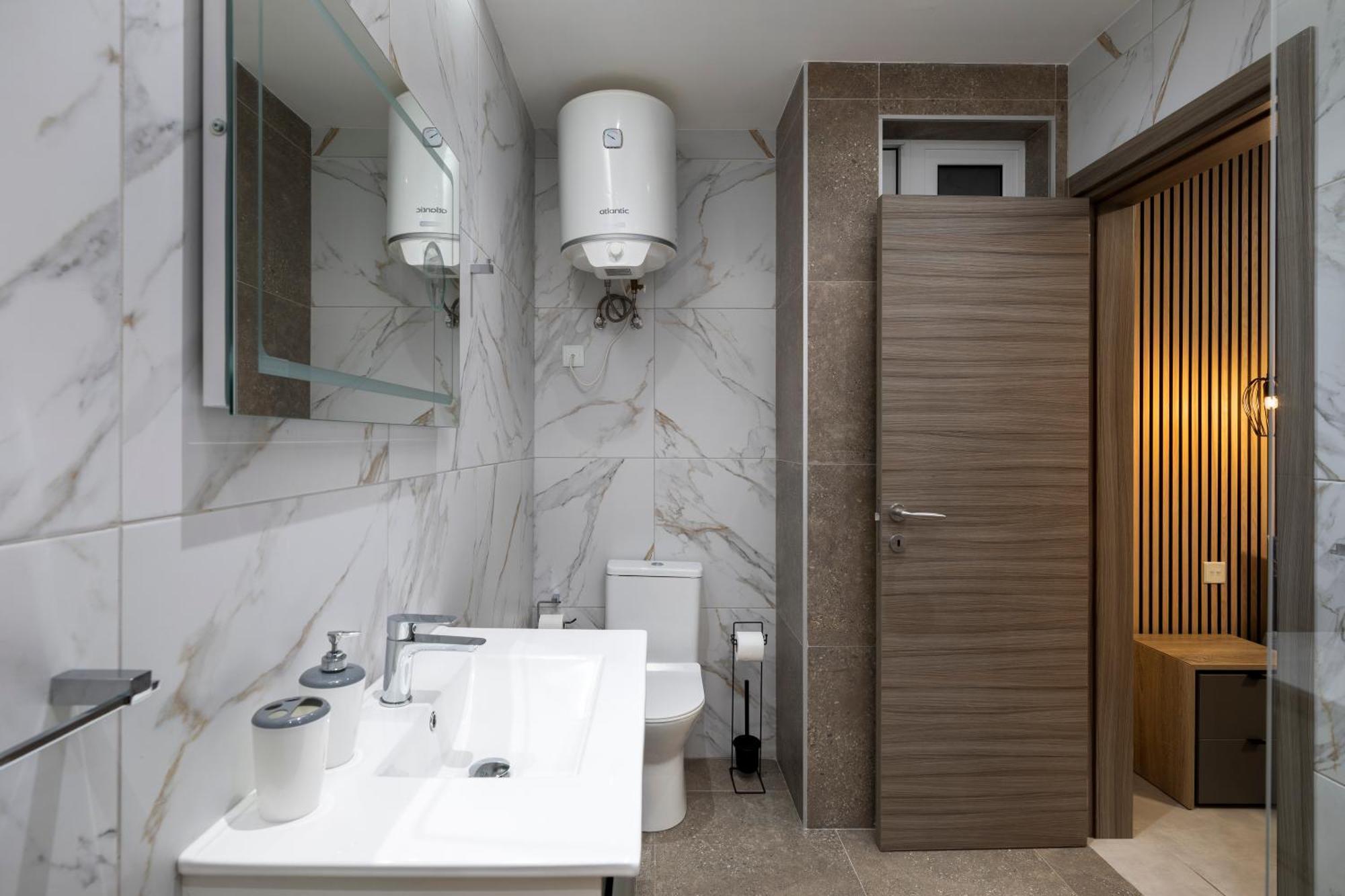 Modern 2bd With Spacious Layout & 2 Balconies - * San Ġwann